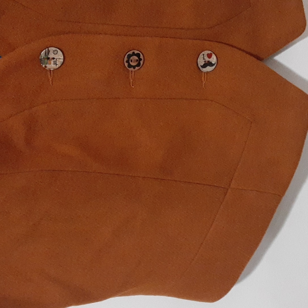 Finishing touches vest in burnt orange - Picture 9 of 16